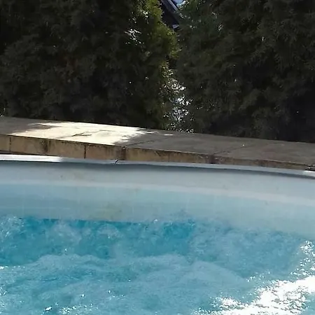 Nyaraló Limestone Kesztölc